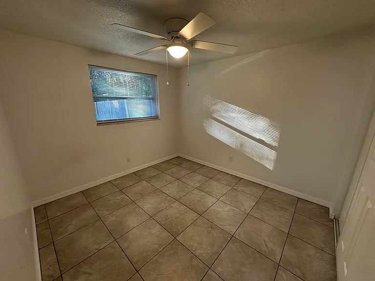 5901 Plaza View Dr #5901 — Photo 9