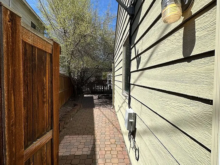 Tumalo Ave, 245 NW - 00245-TUMA-00 — Photo 27