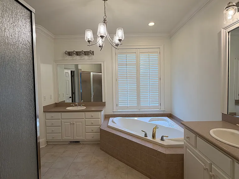 1030 Dejarnet Ct — Photo 11