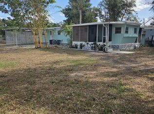 300 Pinewood Ave, Nokomis, FL 34275