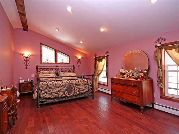 Large Master Bedroom