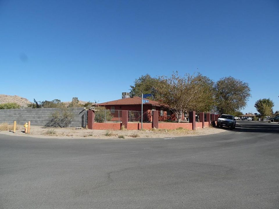 2nd image of 17111 Laredo Vista Ave