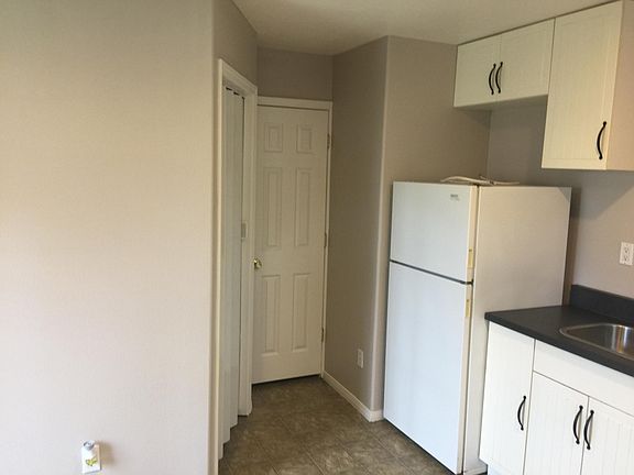 2nd image of 223 Elder Ave
