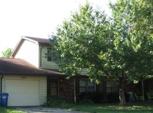 2028 Austin Dr, Springfield, IL 62704