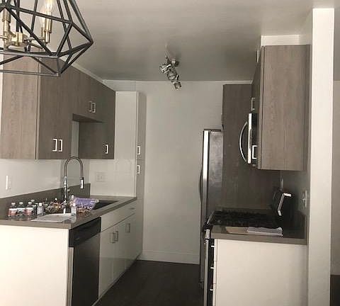 5th image of 720 N Market St APT 14