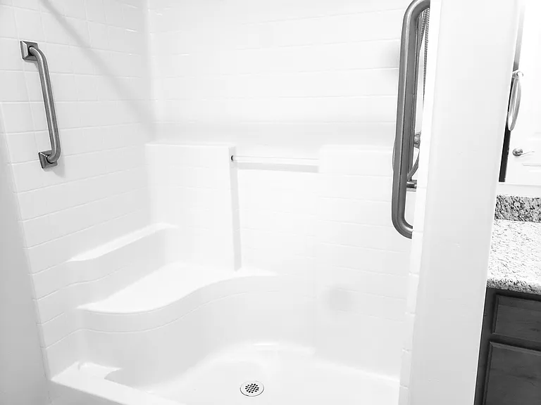 619 Hummel Village Ct #622B — Photo 6