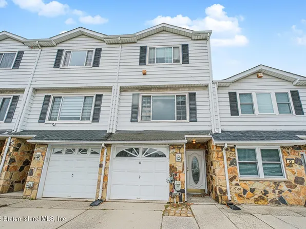 47 Carlyle Grn, Staten Island, NY 10312