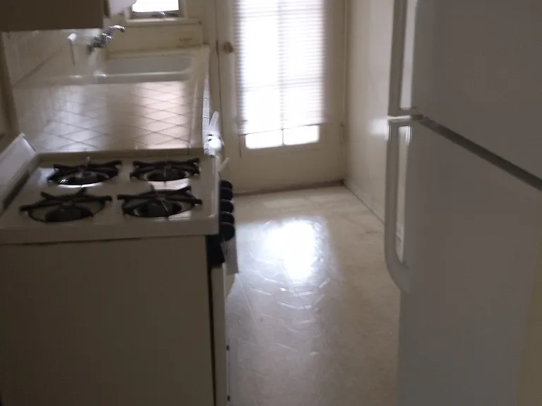 671 Landfair Ave #9 — Photo 6
