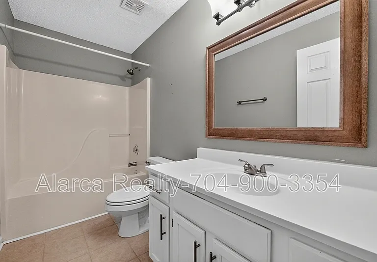 1901 Misty Vale Rd — Photo 28