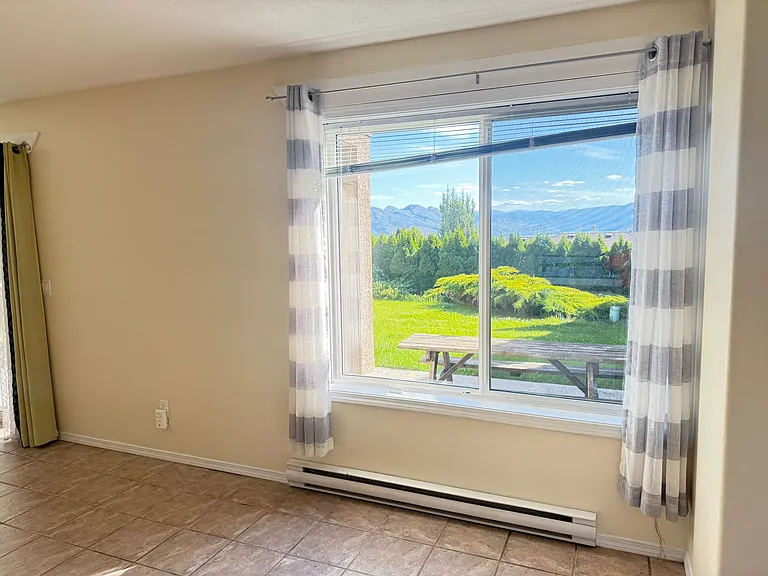 1-1669 Vineyard Dr #1 — Photo 8
