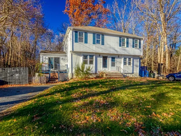 105 Blackstone St, Bellingham, MA 02019
