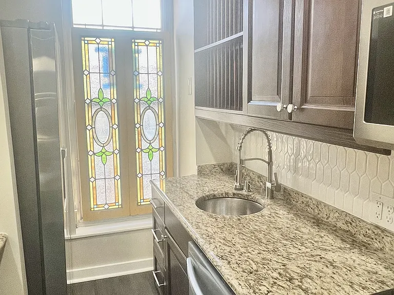 708 S Hanover St #- — Photo 34