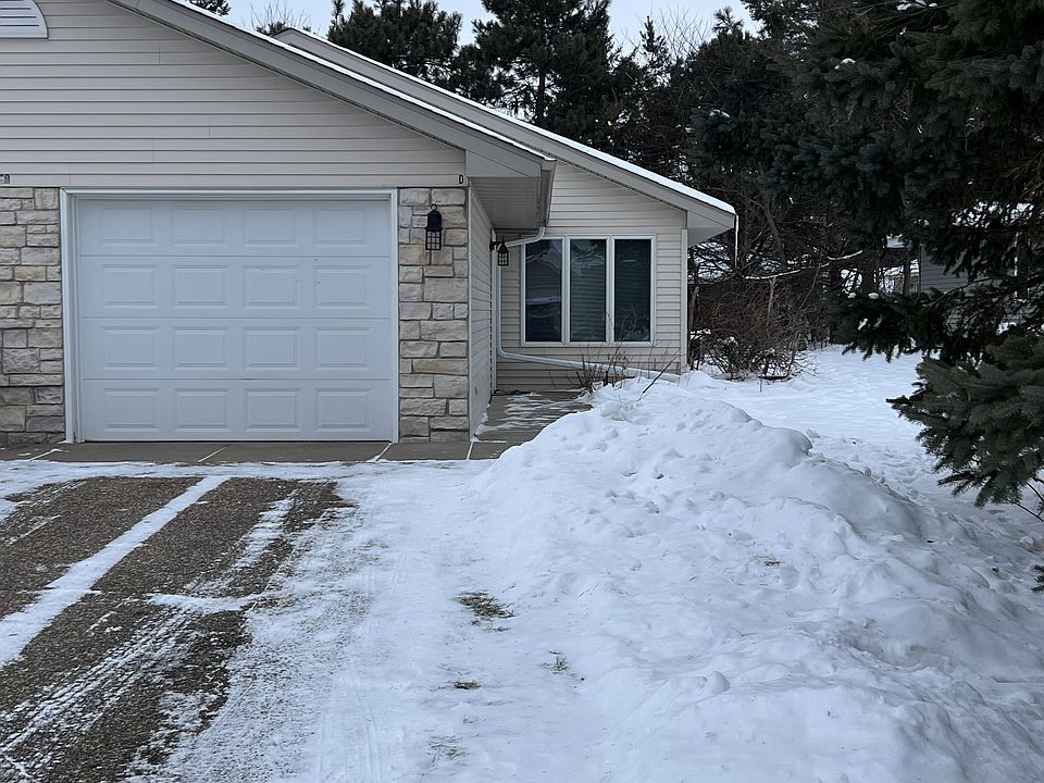 1st image of 1209 Spruce Ct #D