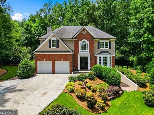 6955 Black Fox Ln, Cumming, GA 30040
