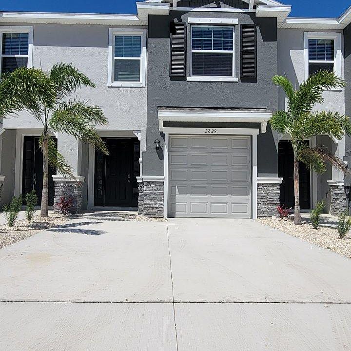 1st image of 2829 Midnight Pearl Dr