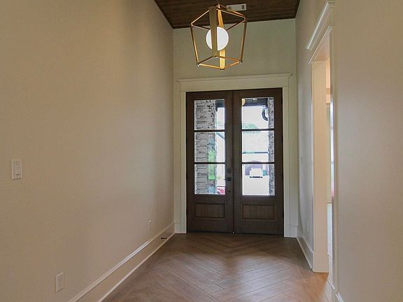 2nd image of 1635 Dolphin Dr