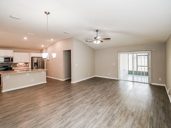5th image of 9688 Bridgeway Ave