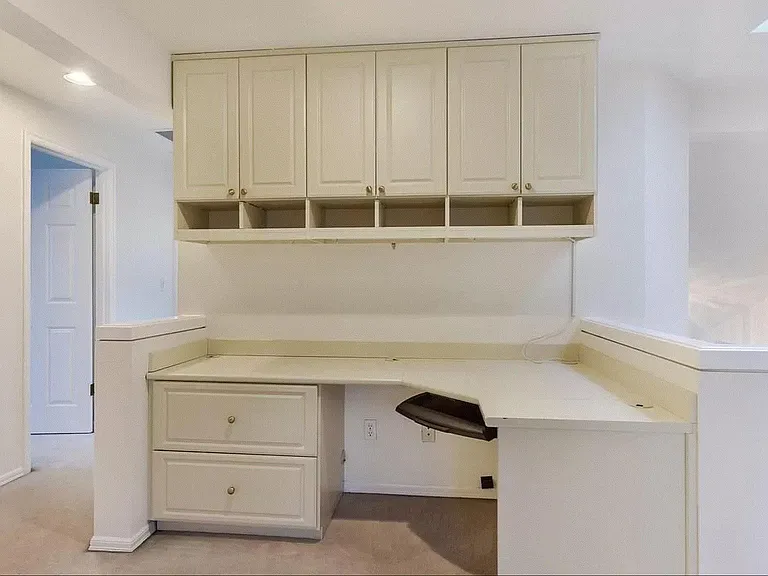 19120 NE 46th Ct — Photo 13