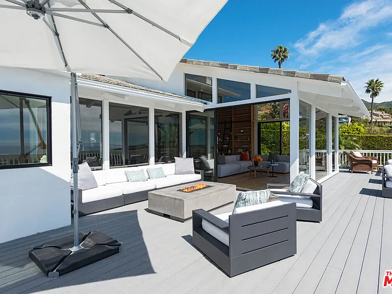 23901 Malibu Knolls Rd — Photo 12