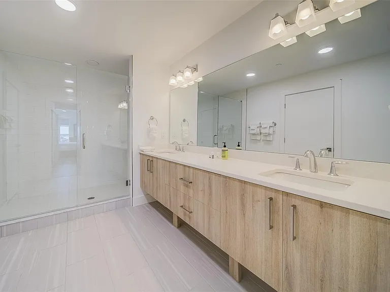 415 Island Way #505 — Photo 19