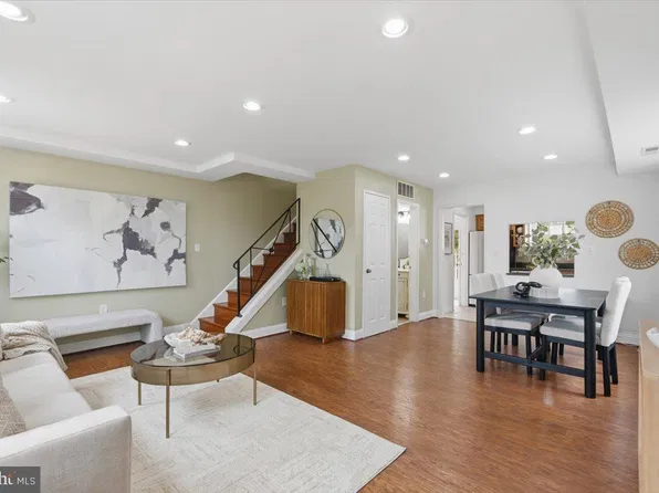 3764 Jason Ave, Alexandria, VA 22302
