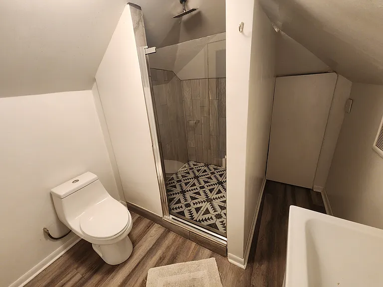 246 Maple Ave — Photo 16