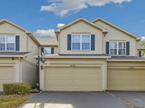 1843 S Wentworth Cir, Romeoville, IL 60446