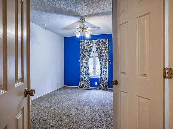 4th image of 7 Camarzana Ln