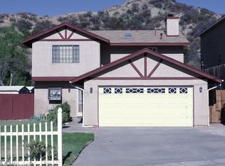 29127 Eveningside Dr, Val Verde, CA 91384