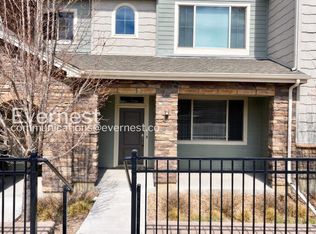 9086 E Phillips Ln, Centennial, CO 80112