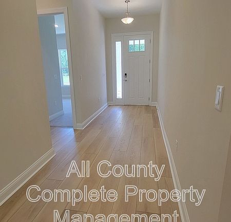 5th image of 210 Dalton Mill Dr