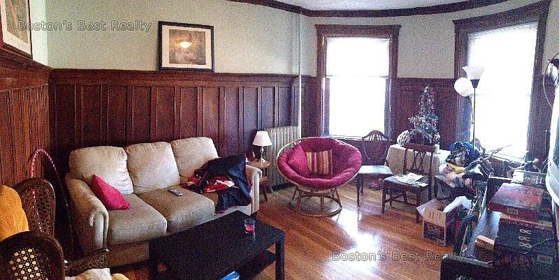 2nd image of 92 University Rd #2A