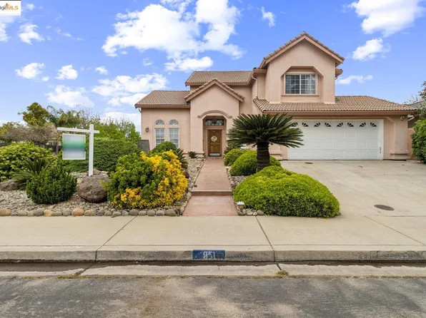 851 Whispering Pines Dr, Turlock, CA 95382