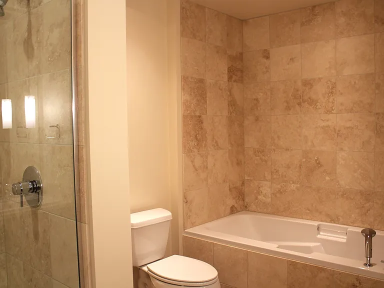 1830 NW Riverscape St #403 — Photo 10