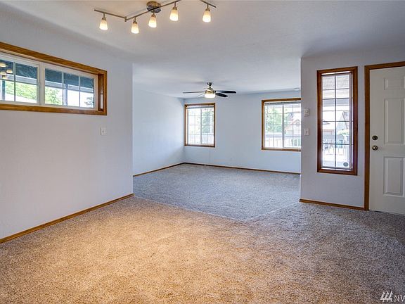 4th image of 8304 NE Starflower Ct