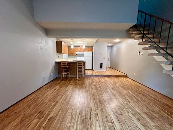 5th image of 4656 SW Comus Pl