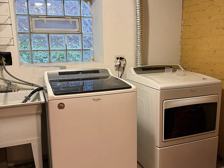 Shared laundry- free