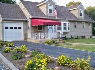767 Lake Ave, Woodbury Heights, NJ 08097