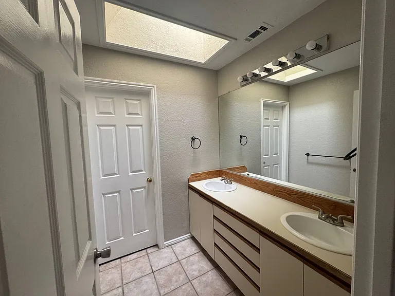 3369 Comanche Rd — Photo 13