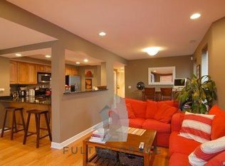 2030 W Irving Park Rd #1JJJ, Chicago, IL 60618