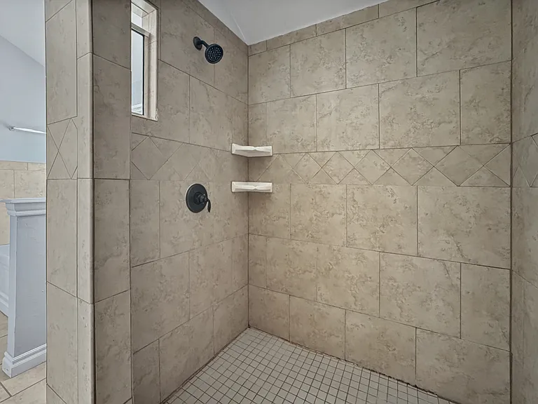 2912 Tara Ln — Photo 25