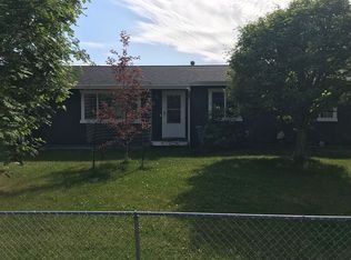 2440 Lyvona Ln, Anchorage, AK 99502