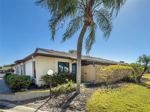 2824 72nd Street Ct W, Bradenton, FL 34209