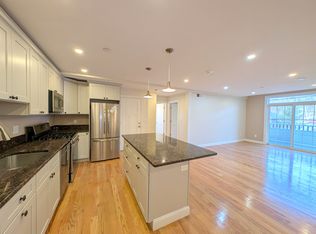628 Trapelo Rd #1F, Belmont, MA 02478
