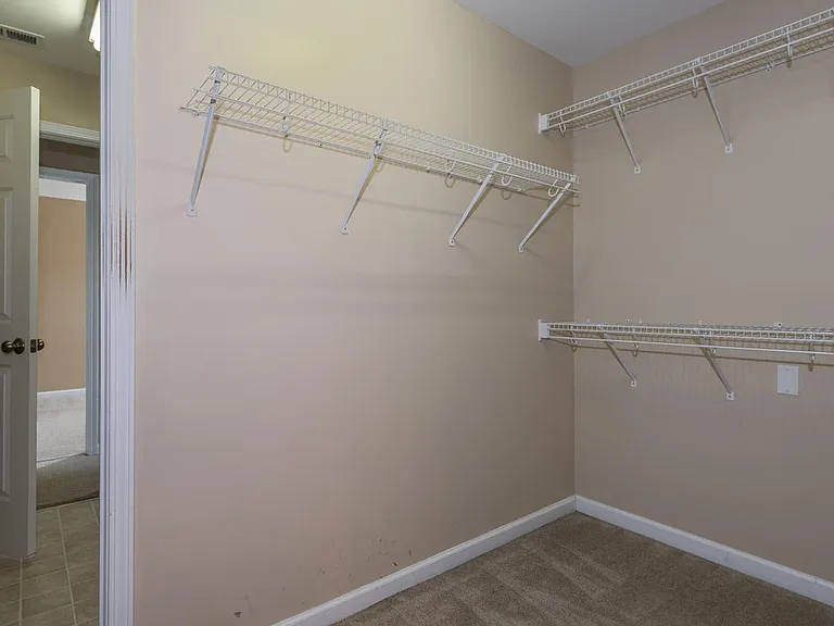 104 Hutson Ln — Photo 19