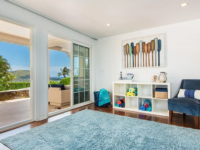 915 Kahauloa Pl — Photo 21