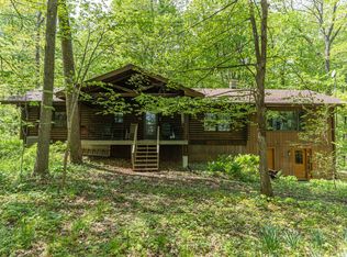 5660 N Brookville Rd, Shannon, IL 61078