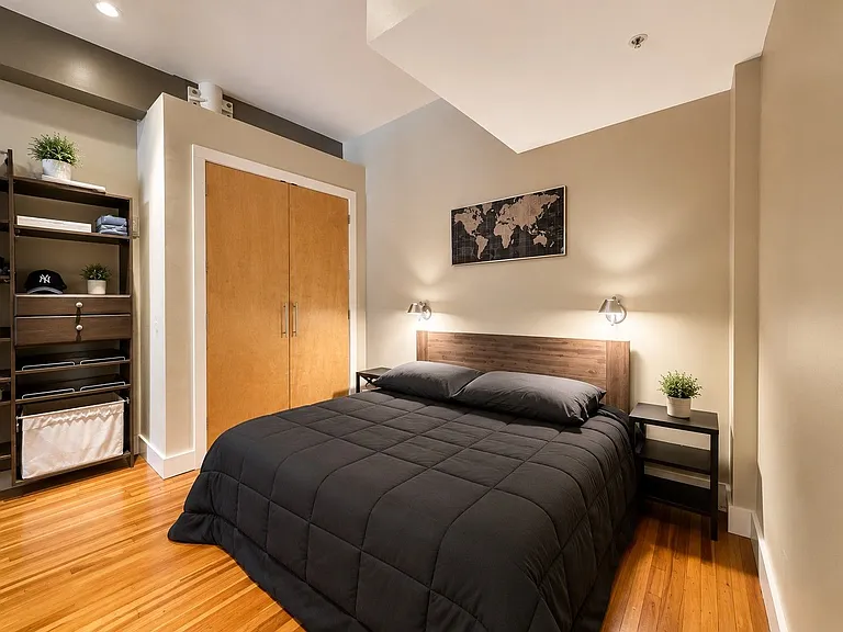 122 W Broughton St #MAIN — Photo 9