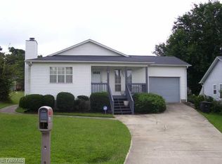 2806 Grand Tri Ct, High Pt, NC 27260