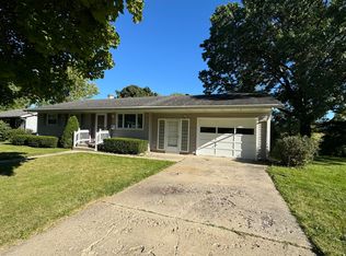 793 Watson Dr, Genoa, IL 60135